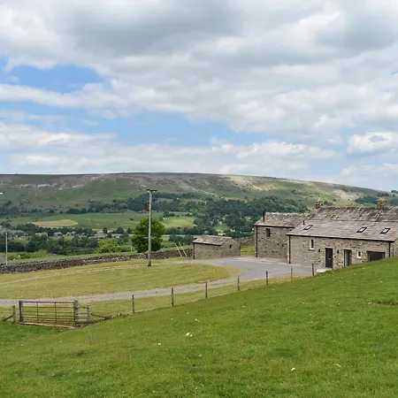 Deer Park Barn - Uk33323