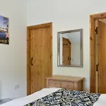 Deer Park Barn - Uk33323